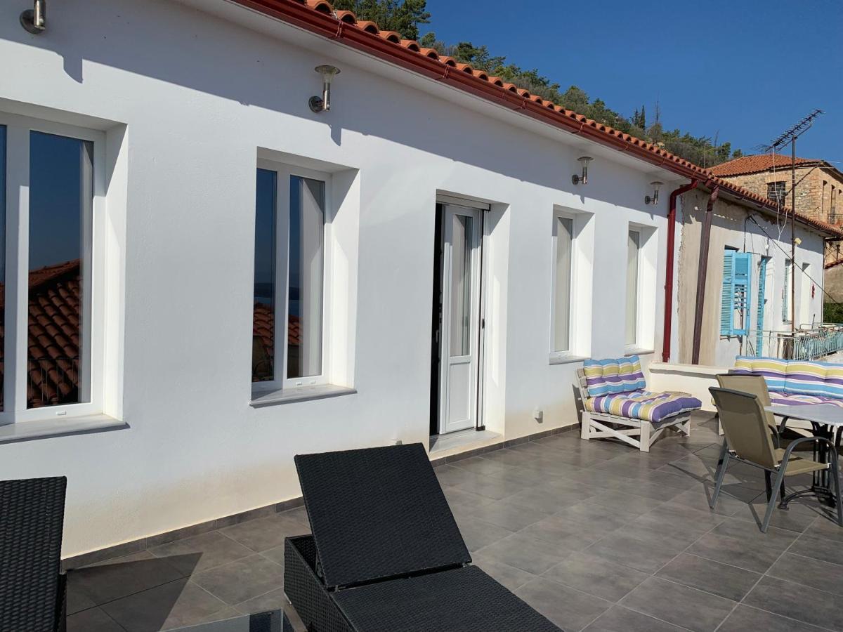 Casa Laryssiou Villa Gythio Exterior photo